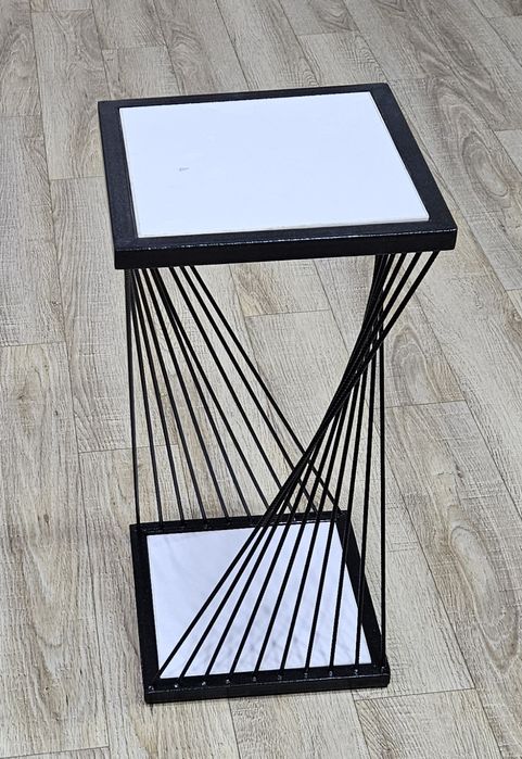 Подставка под цветы,гулга полка  стеллаж под цветы