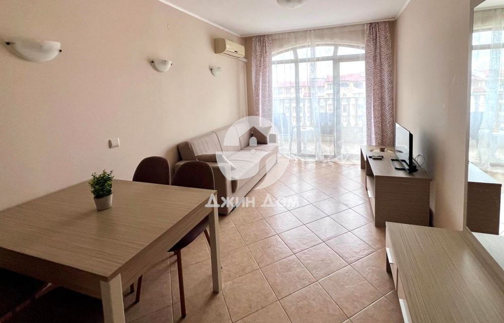 Продава се Двустаен апартамент в к.к. Слънчев бряг - 49 кв.м за 1040 €/кв.м - Снимка #1