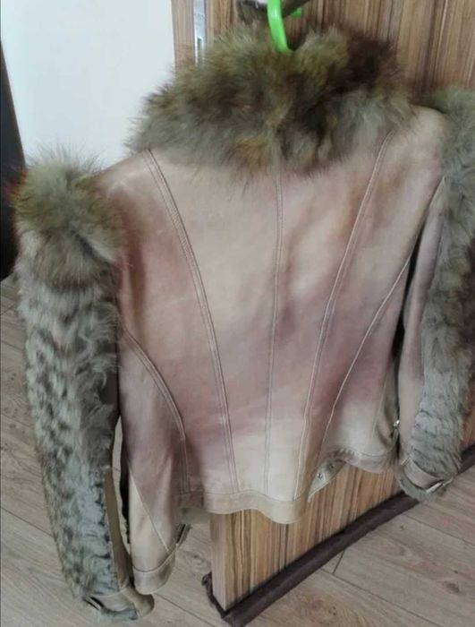 Дамско кожено яке