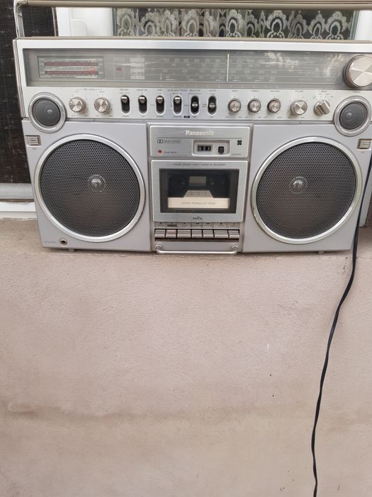 Vand  Radio  Casetofon Panasonic .r.x5500.s.l