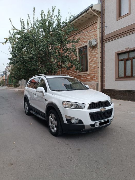 Captiva 2  Benzin 2012 Oq  srochna sotiladi