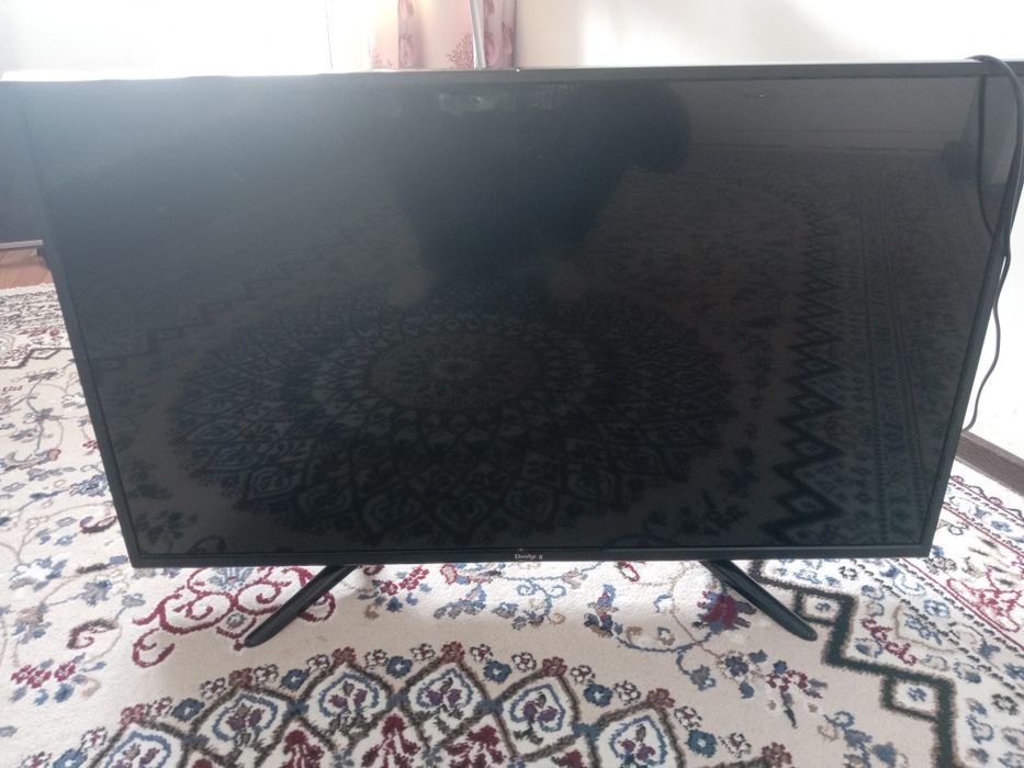 Телевизор хороший