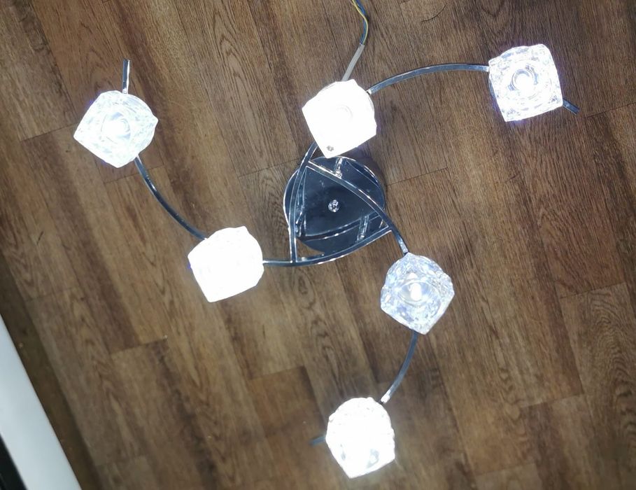 Люстра с 6-ти рожками