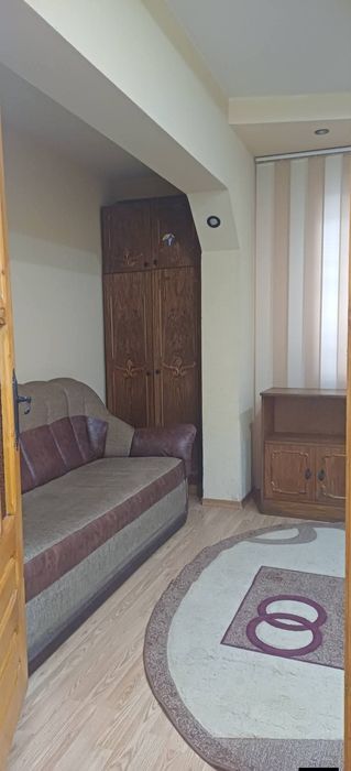 Apartament 2 camere,decomandat,Zona General(M-uri),etaj1
