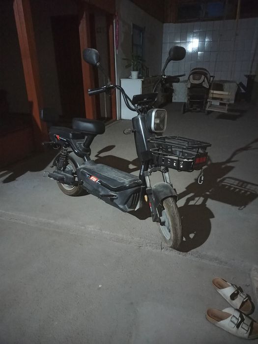 Продам электро скутер
