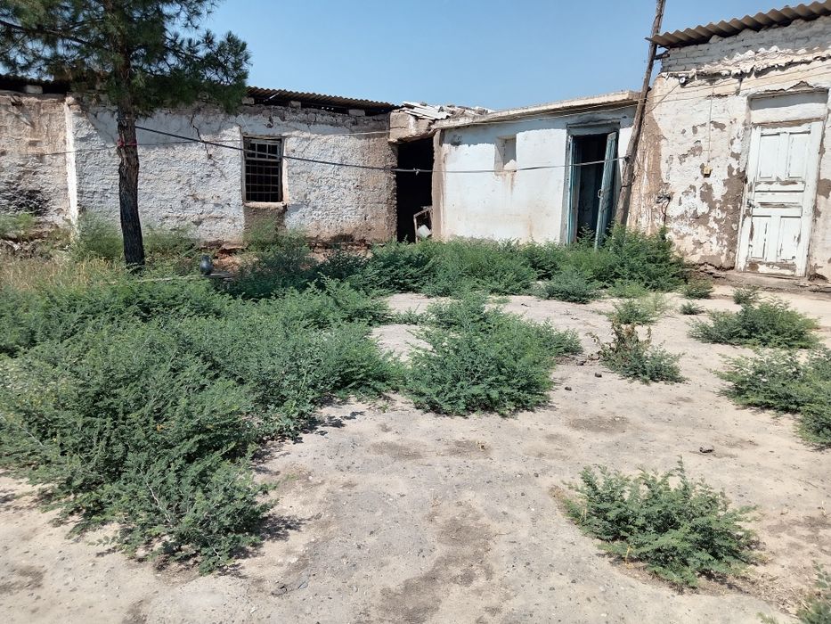 Yer sotiladi srochni 5 sotixli 2 hona