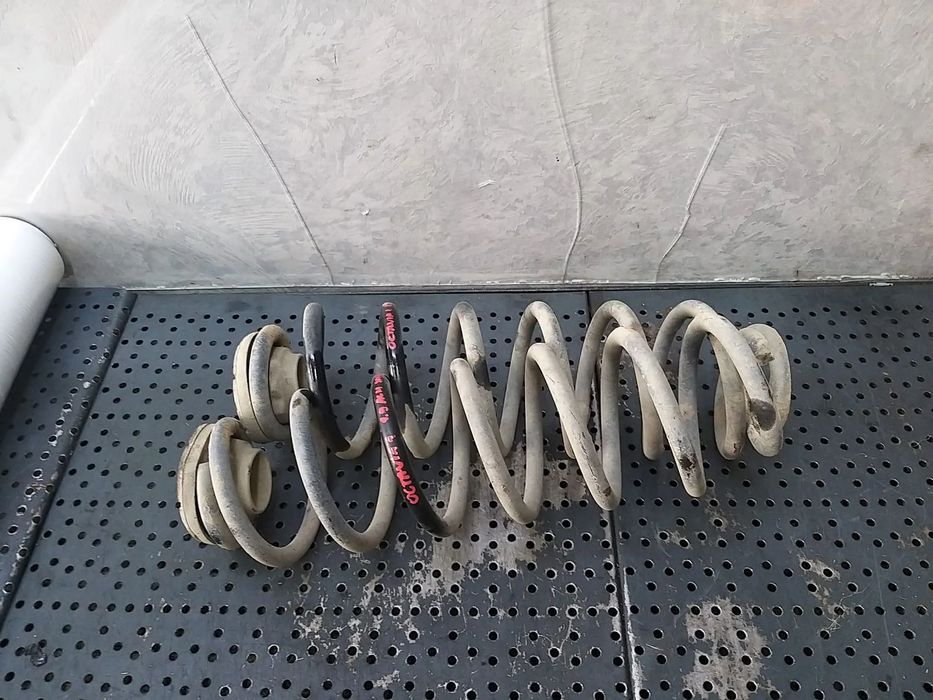 Set arcuri spate skoda octavia 1 1u limuzina