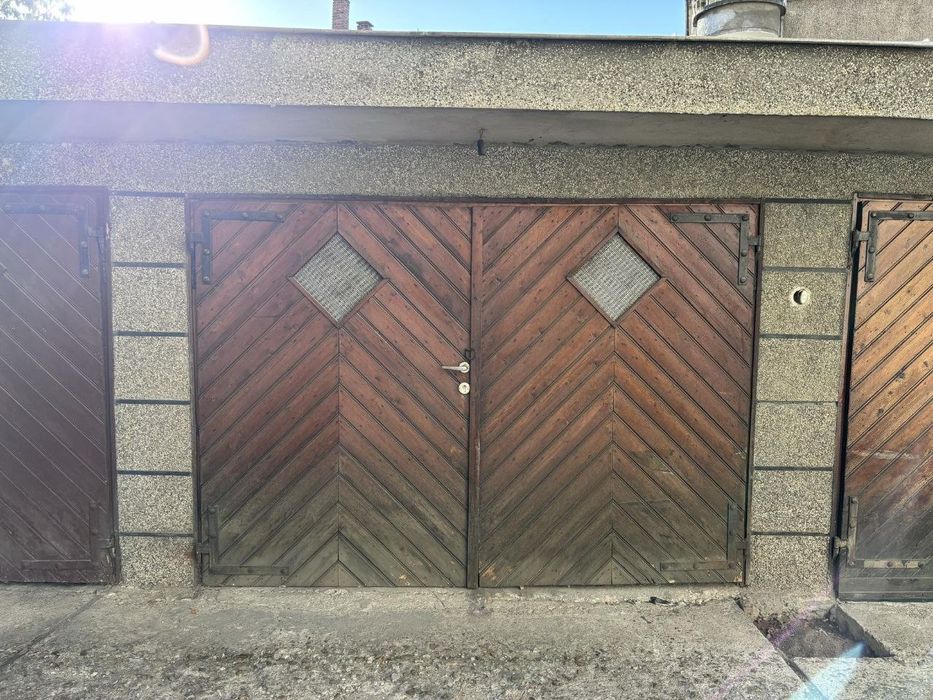 Дава се под наем Гараж / Паркомясто в Севлиево - 1 кв.м за 40.8 € - Снимка #1