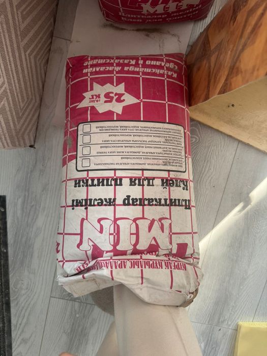 Кафельный клей недорого