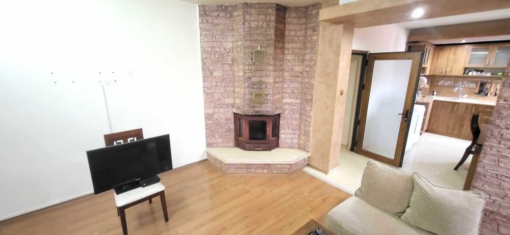 Етаж от къща, гр.Попово