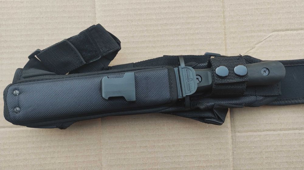 Туристически нож / 31,5 см/