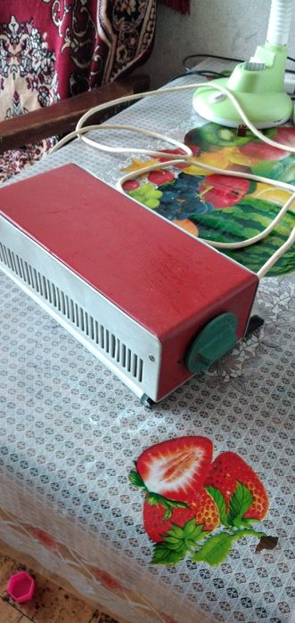 Продам ультрафиолетовую лампу