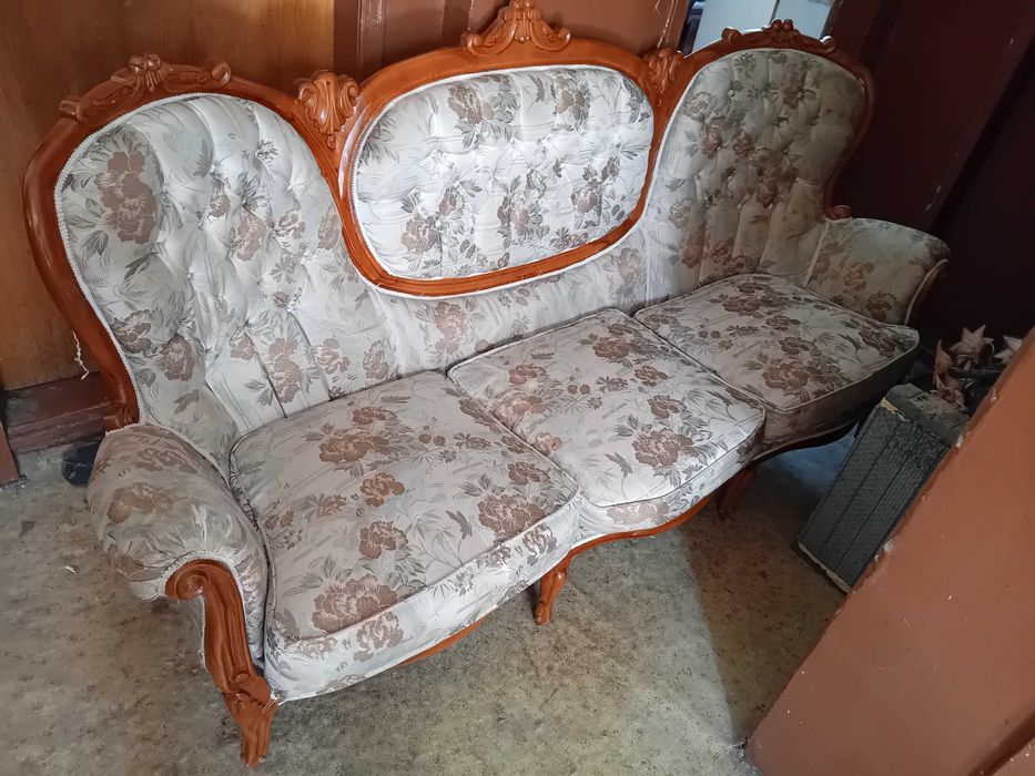 Диван втора употреба