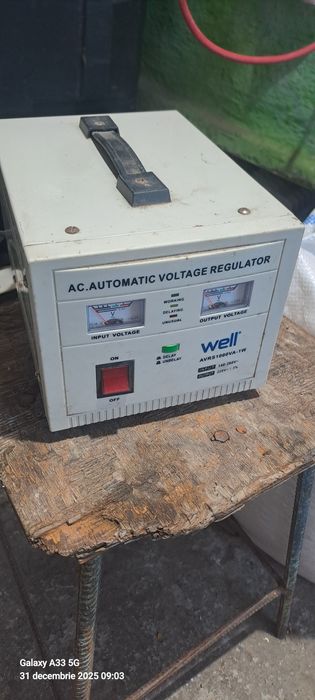 Stabilizator de tensiune