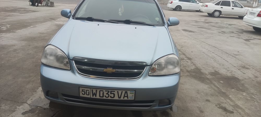 Ласетти сотилади 20011