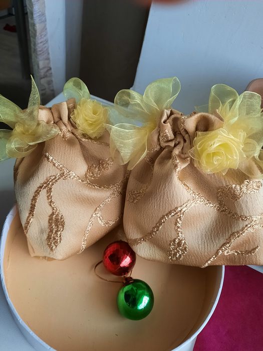 Мешочки туяски.  Для подарков, конфет.