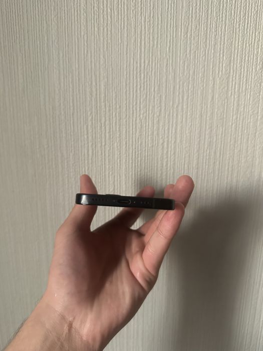 Iphone 16 128 гб 94%