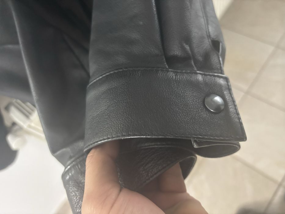 Geaca de piele in stare foarte buna marimea M/L