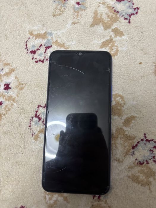 Телефон Vivo Y21