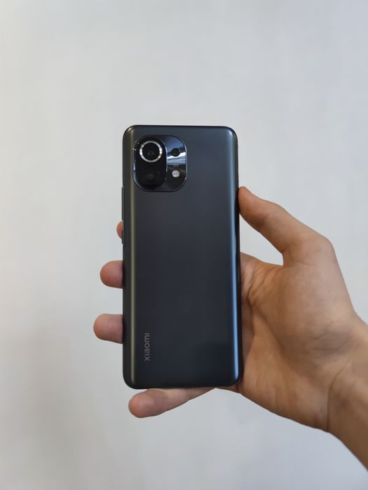 Xiaomi Mi 11 продам