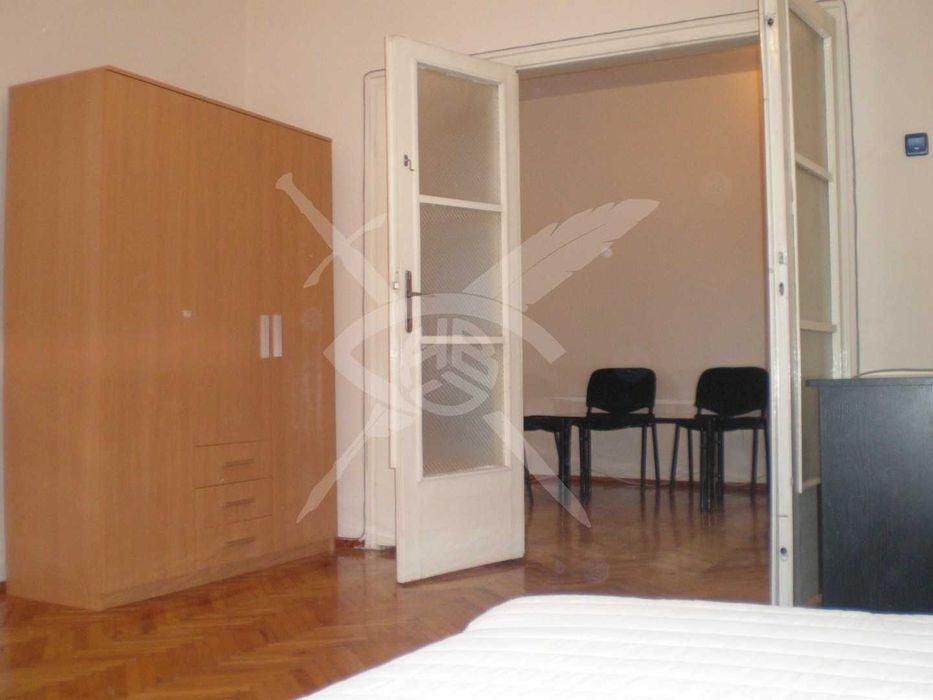 Дава се под наем Двустаен апартамент в София, Лозенец - 60 кв.м за 568.14 € - Снимка #1