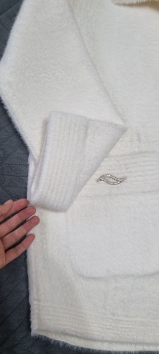 Продам короткая на застежках