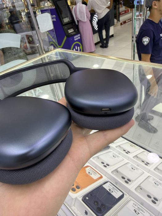 Apple Airpords Max 2