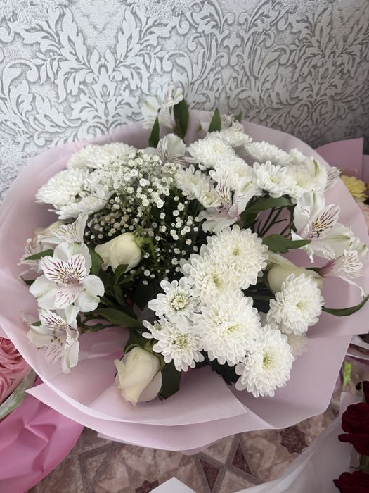 Продам цветы, разные букеты