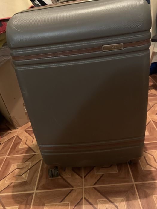 Куфар estil axel