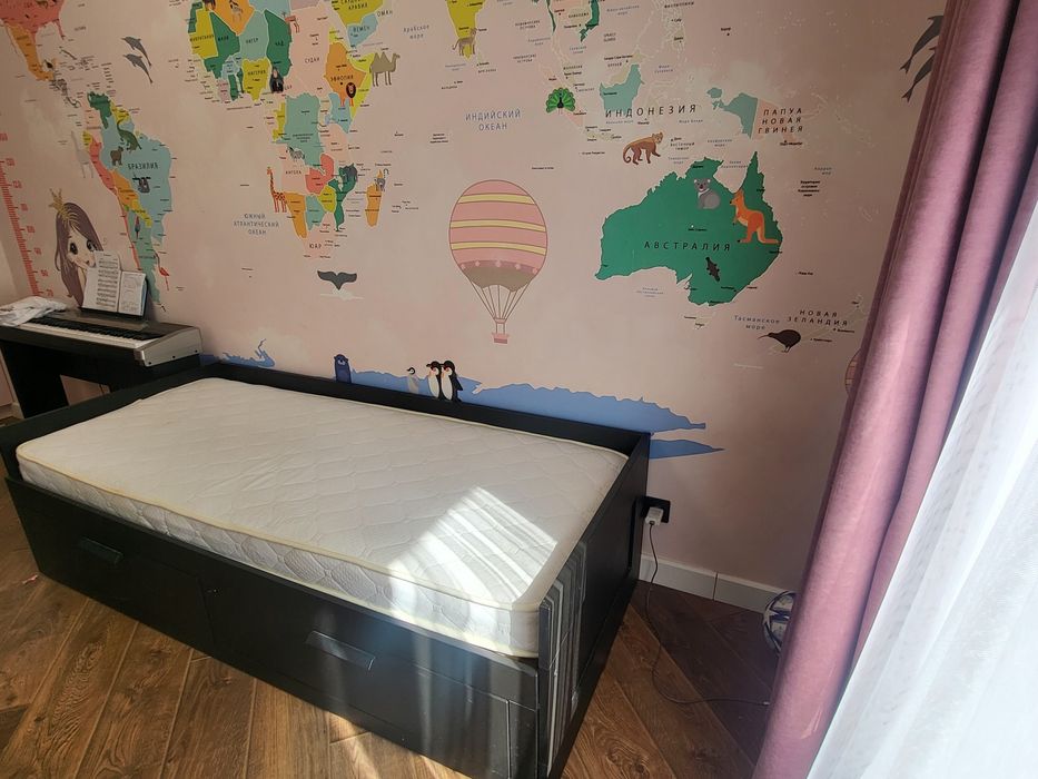 Кровать Икеа 2шт