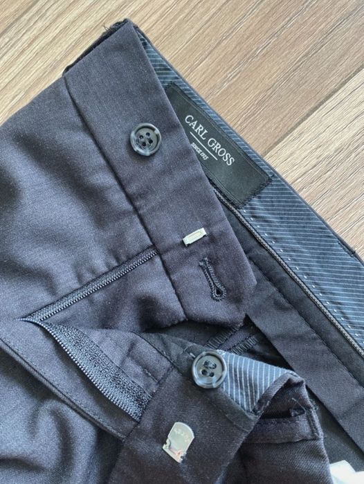 Costum barbati Carl Gross