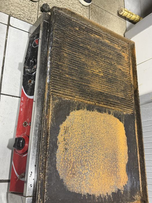 Burger izgara sotiladi