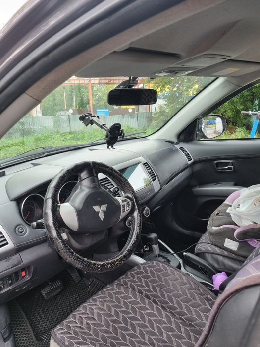 Продам срочно mitsubishi outlander