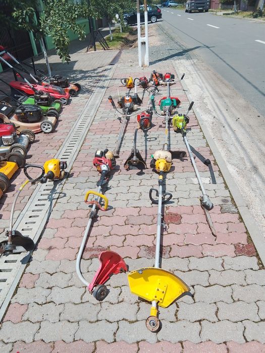 Mașină de tuns iarba
