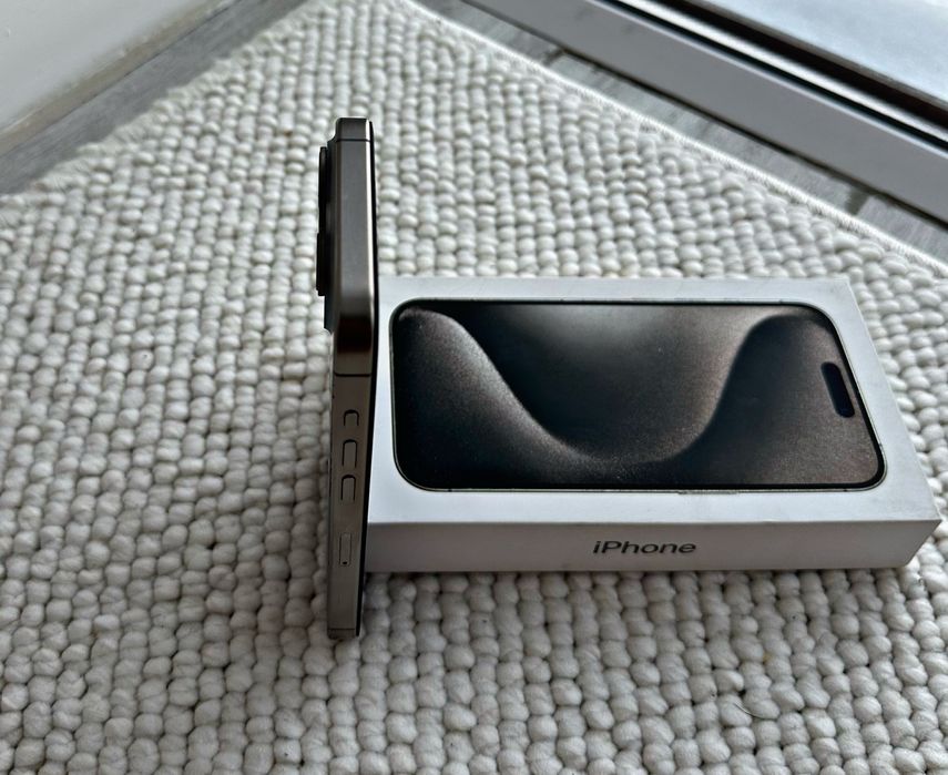  iPhone 15 PRO/256GB/82% 