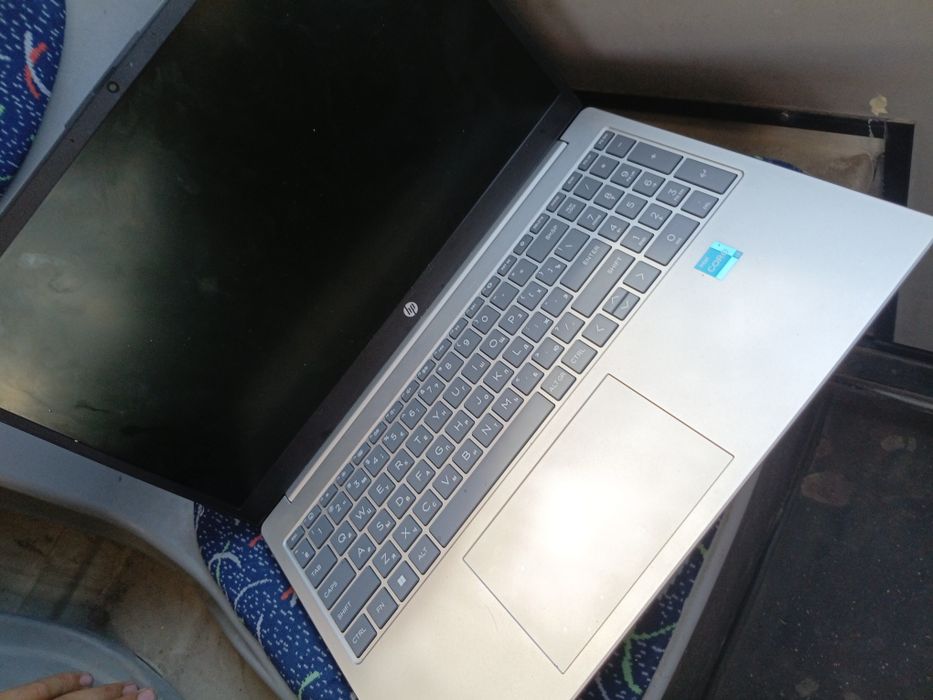 Noutbuk HP Intel 3