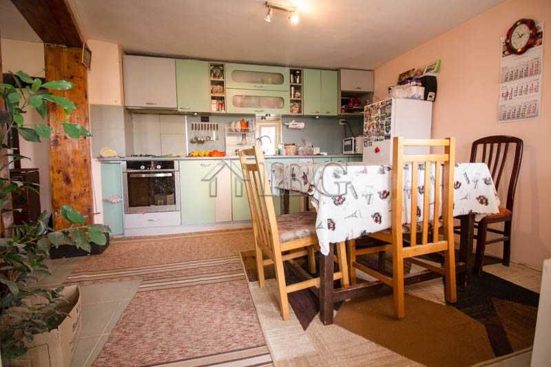 Продава се Къща в Русе, Басарбово - 120 кв.м за 1084 €/кв.м - Снимка #13