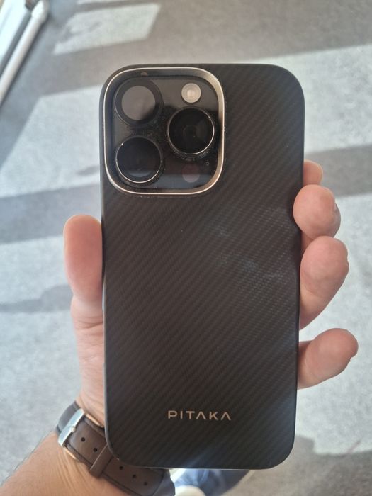 iPhone 16 pro 256 gb чёрный