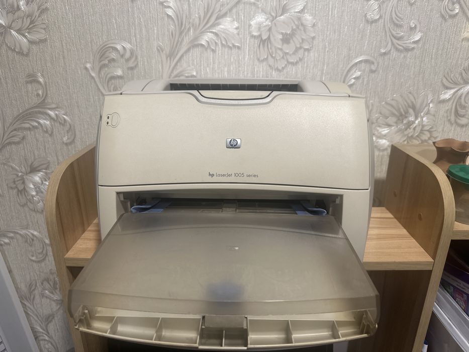 Лазерный Принтер HP 1005