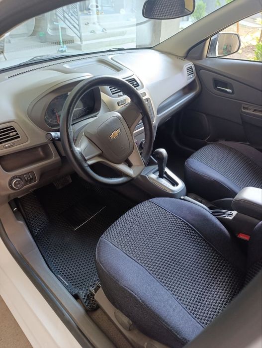 Chevrolet Cobalt 2025 — 3