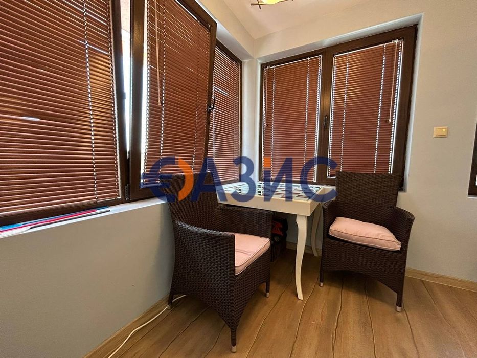 Продава се Двустаен апартамент в к.к. Слънчев бряг - 87 кв.м за 580 €/кв.м - Снимка #10