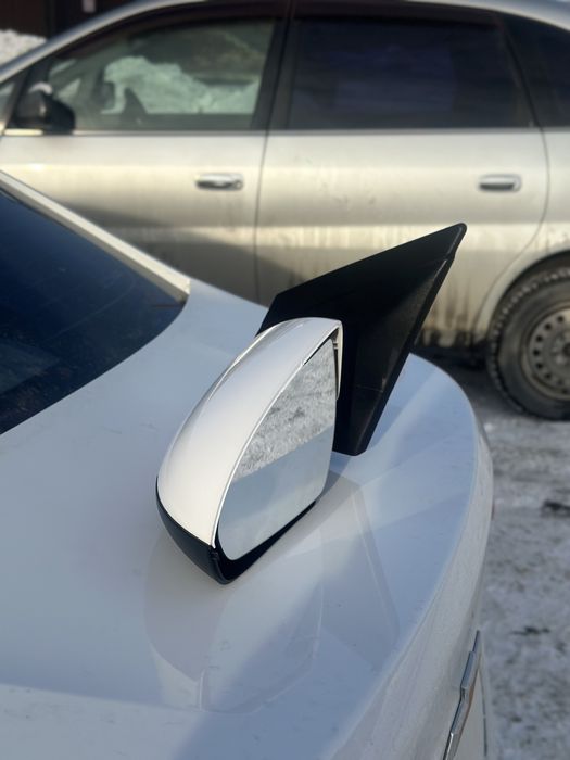 Зеркало левый Хюндай акцент