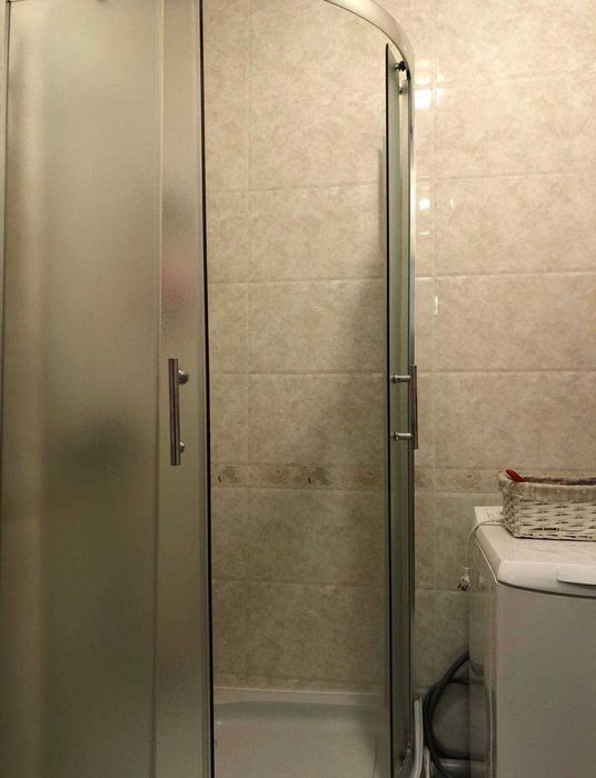 ойбек 2 комнатная квартира 62м2 , с долгосрочным арендатором за 700 уе