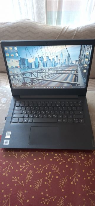 Лаптоп Lenovo V 14 IIL -14 HD, intel i3-1005  G1,8GB, 256 SSD