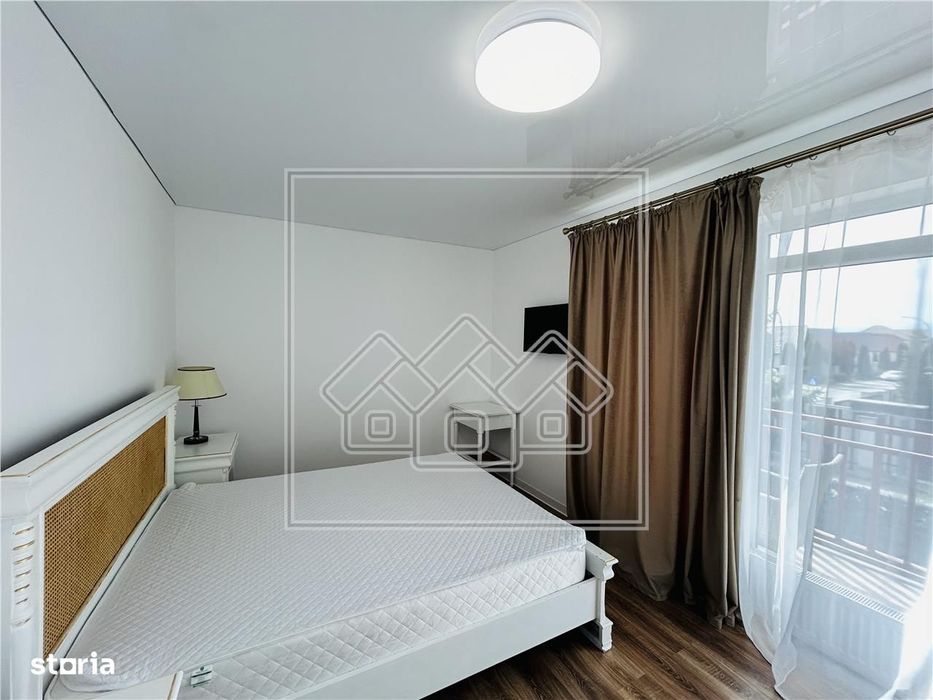 Casa tip duplex, 177 mp utili, 3 locuri de parcare - Selimbar