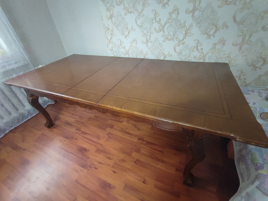 Стол гостиный пр-ва Малайзия