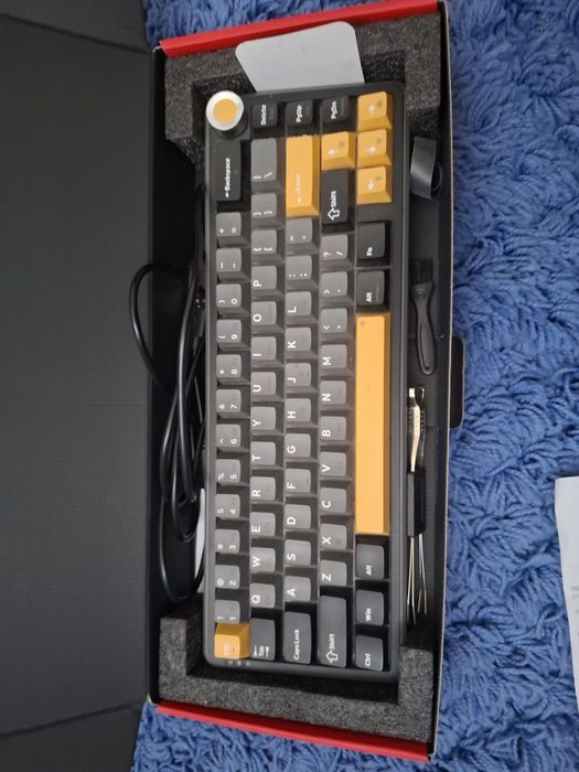 Tastatura marvo titan 65 KG984W in garantie