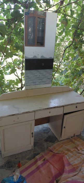 Spalniy, shkaf,  mebel trumo lari bilan sotiladi