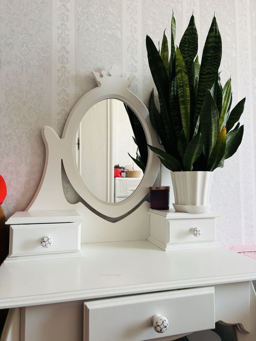 Трюмо детское! В хорошем состоянии!