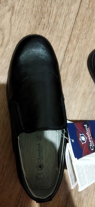 Новые туфли с этикеткой